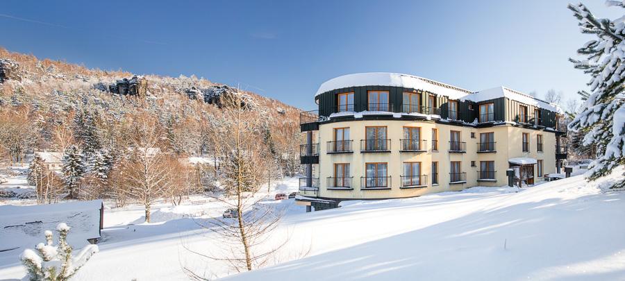 Hotel Ostrov Tisa Bagian luar foto