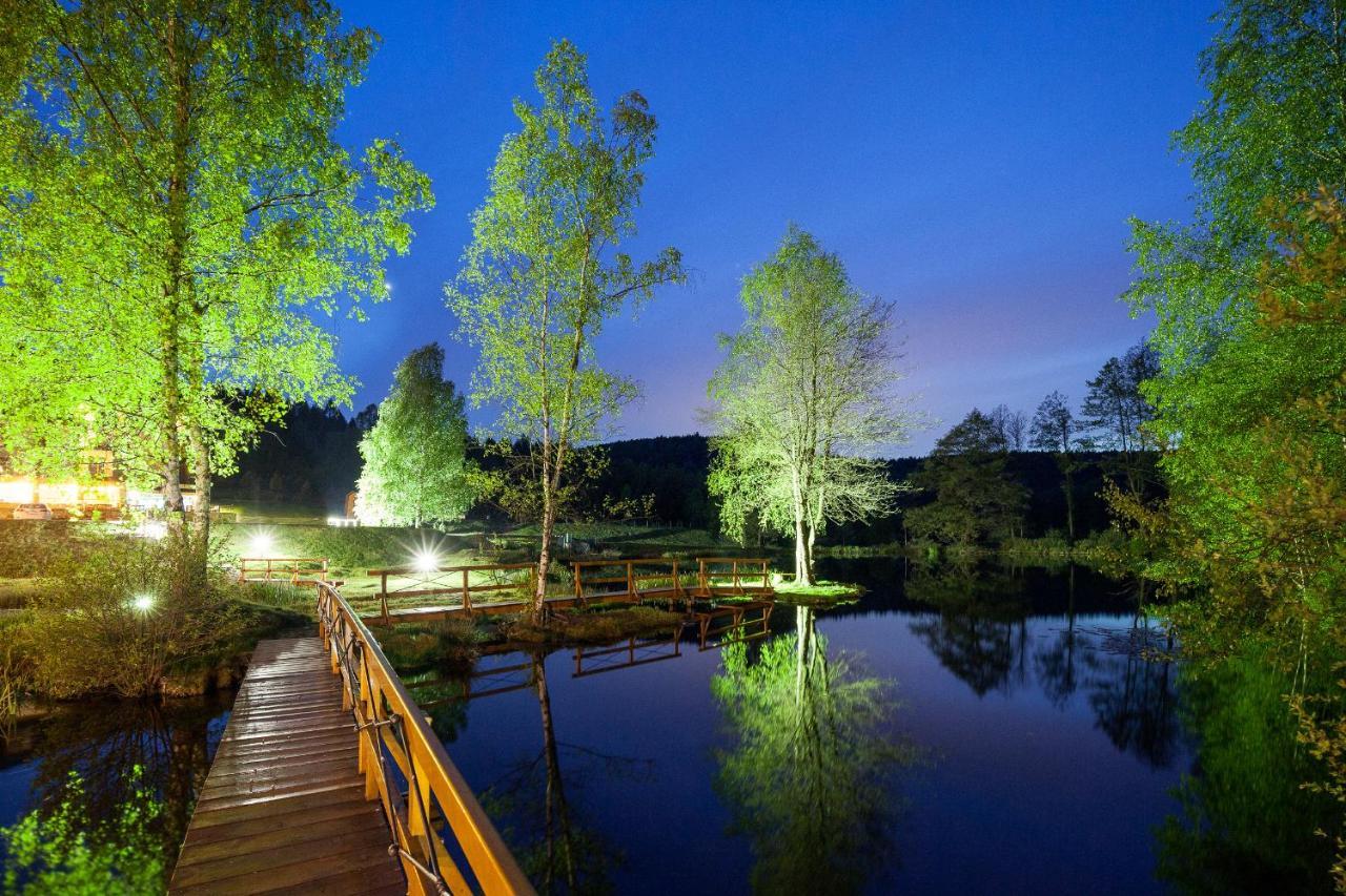 Hotel Ostrov Tisa Bagian luar foto