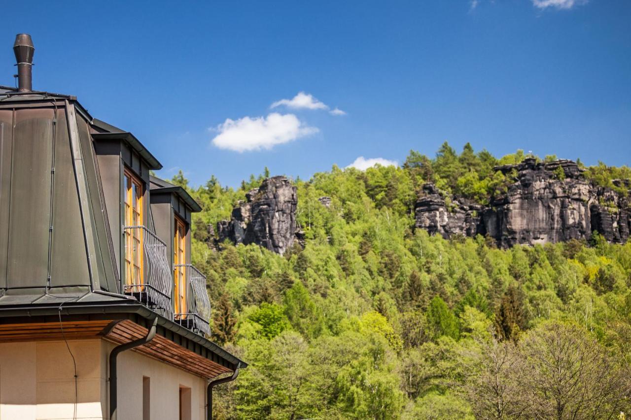 Hotel Ostrov Tisa Bagian luar foto
