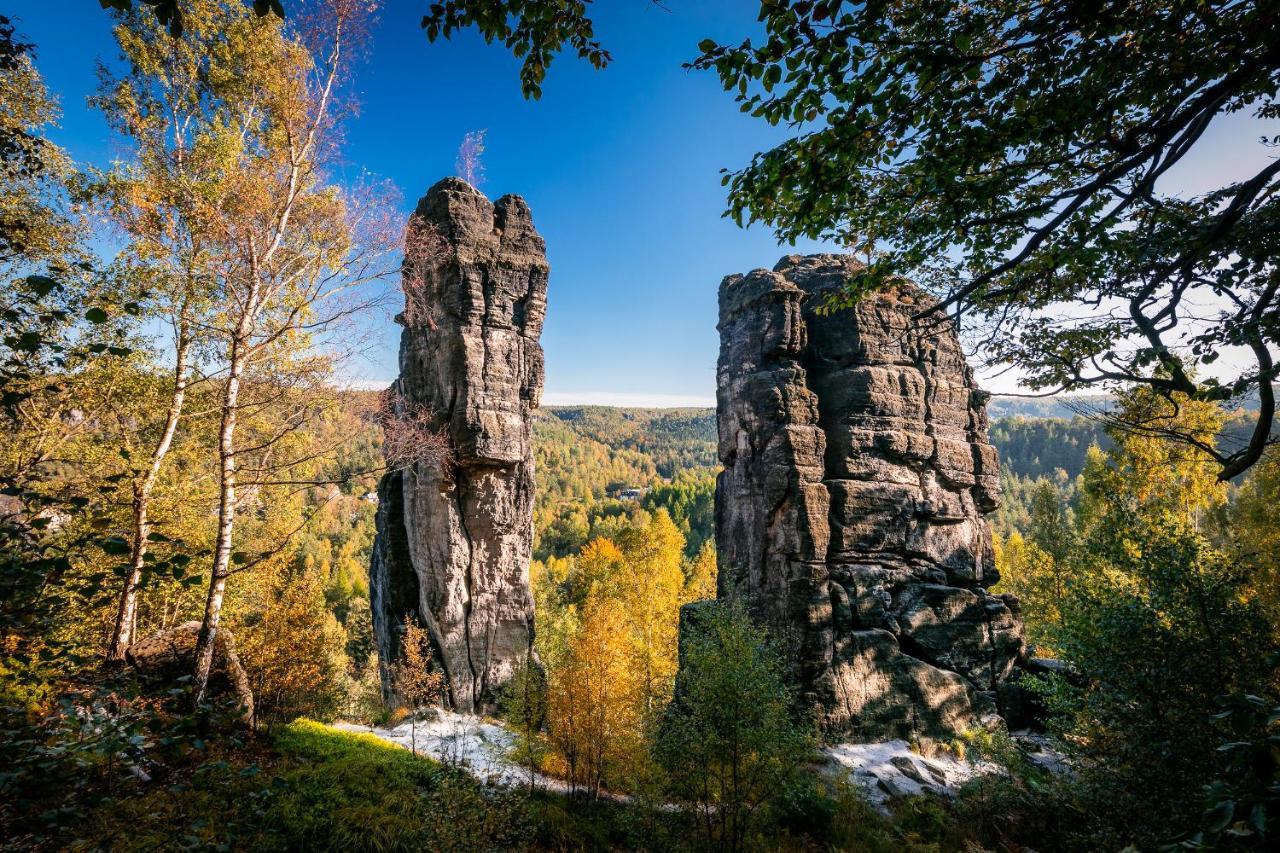 Hotel Ostrov Tisa Bagian luar foto